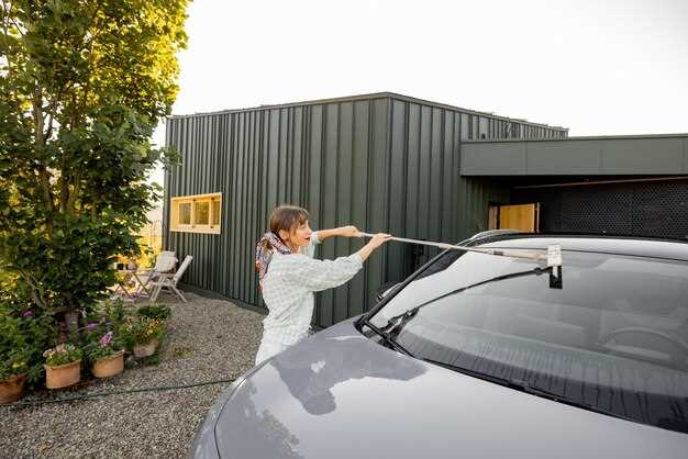 Identifying Common Causes of Sunroof Leaks